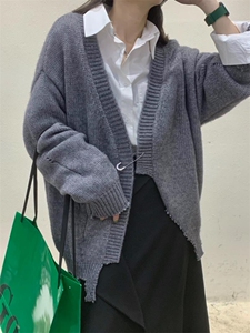 不规则剪裁毛衣图片