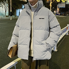 粉红色