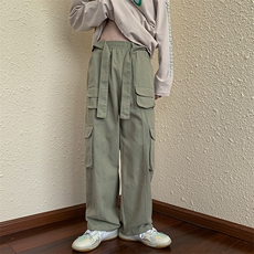 灰色