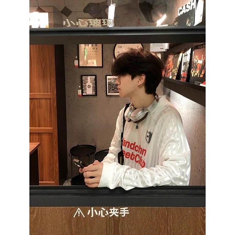 美式街头字母条纹薄款速干运动V领防晒长袖T恤衫男夏季TK31,男装防晒衣,星座1116A（原606A-3）