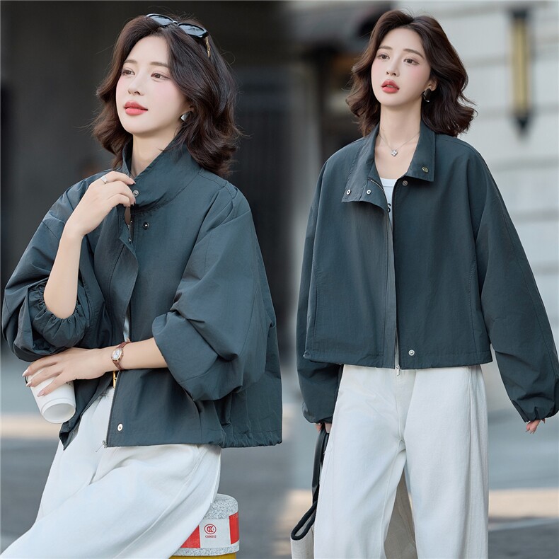 爆《现货2025秋季新款时尚休闲抽绳拉链立领洋气外套》，女装短外套，欧米莱