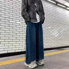 蓝色