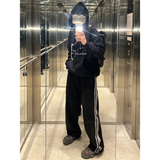 B221美式ins高街小众宽松三条杠运动牛仔裤LK23130-P60控78，男装牛仔裤，电商B221