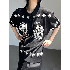 黑色