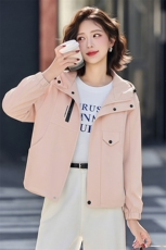 （现货）时尚超好看外套女休闲连帽减龄短款百搭上衣，女装短外套，韩蔻秀