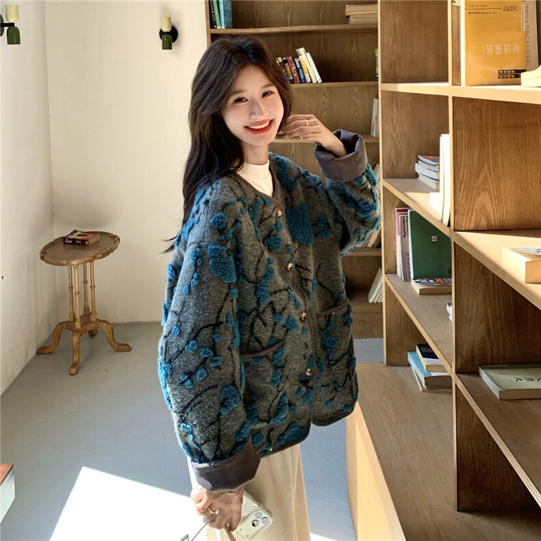 新中式风刺绣短外套女2025冬新款设计感小众圆领开衫小个子超好看,女装羽绒服,2C057