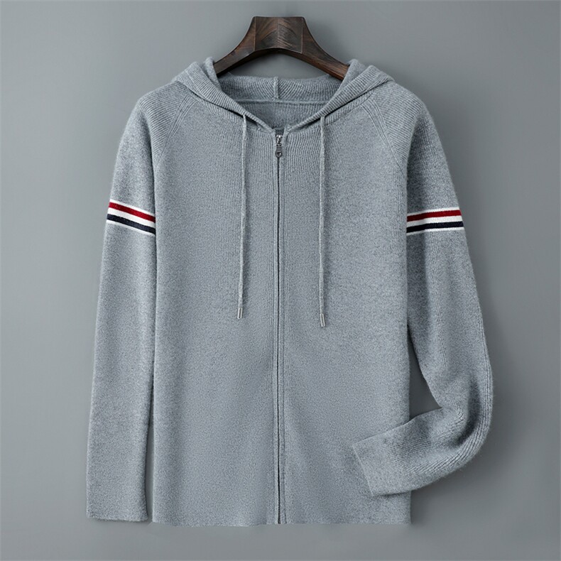 2025年秋季长袖连帽时尚百搭袖拼色开衫，男装羊毛衫，千国羊绒