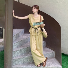黄色轻熟风气质收腰时尚套装女2025夏季新款短袖上衣阔腿裤两件套，女装套装/套裙，2C159