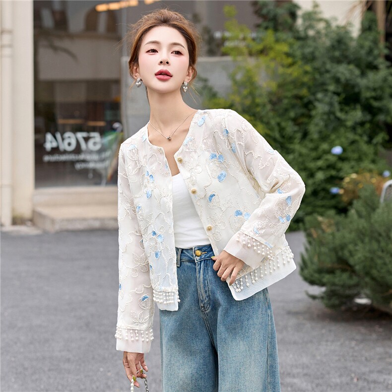 现货新款休闲重工艺刺修女夏薄款宽松小个子时尚新中式外套防晒衣,女装防晒衣,美静678