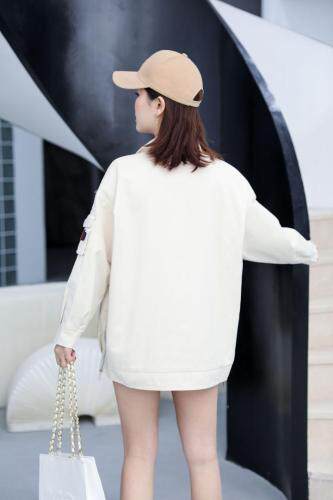 2021春款风衣外套，女装风衣，红雀纺