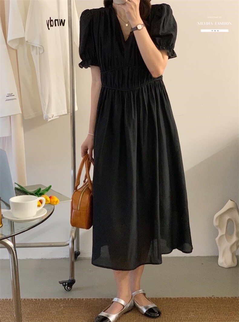 法式方领泡泡袖连衣裙夏季设计感小众温柔高级感,女装连衣裙,香丽迪1