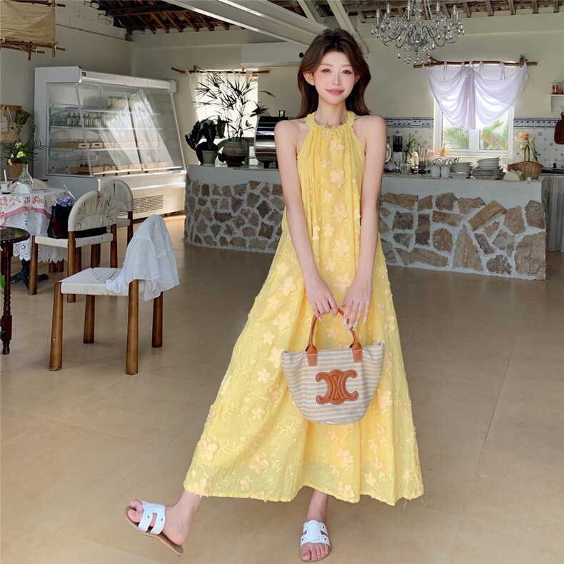 黄色露肩挂脖提花连衣裙女2025夏季新款多巴胺宽松海边度假风长裙,女装连衣裙,浙宝208