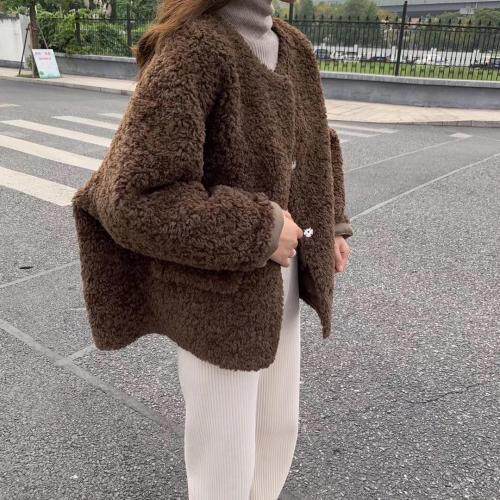 现货：2011款长毛皮毛一体。，女装，D壹