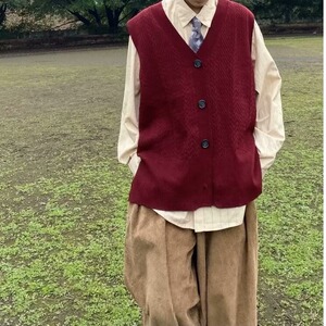 0121-P45 V领青少年酒红色针织开衫马甲男秋冬款潮流休闲秋季图片