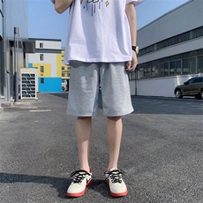 灰色