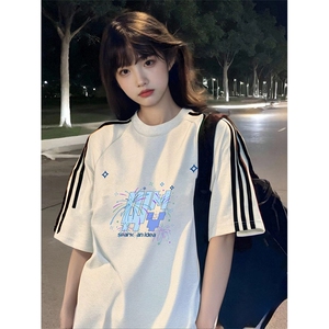 抖音得物高品质二开240克宽松纯棉美式潮牌三条杠织带短袖T恤图片