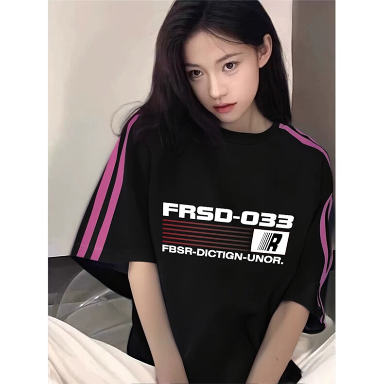 抖音得物品质二开240克宽松纯棉美式潮牌印花三条杠中性风短袖T恤图片