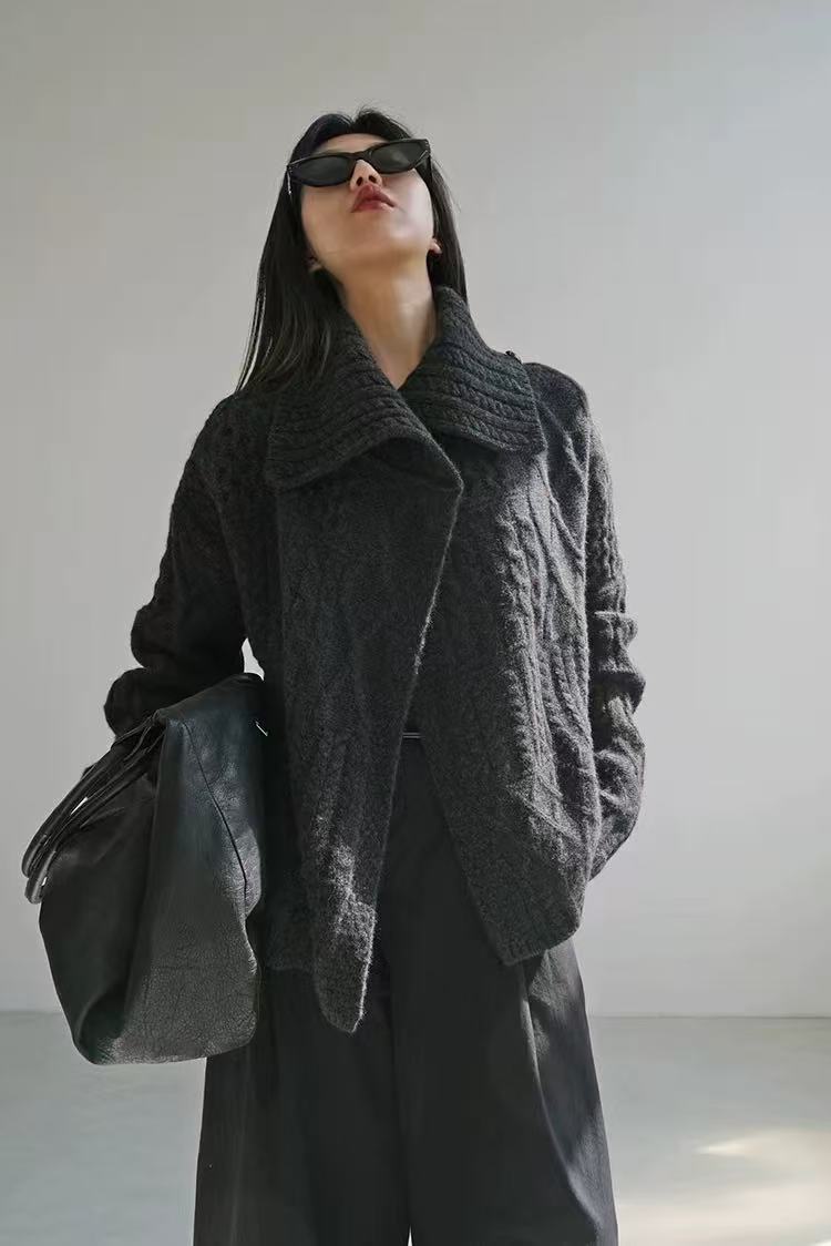 2025年秋季宽松型时尚百搭通勤套头开衫,女装羊毛衫,春贝羊绒