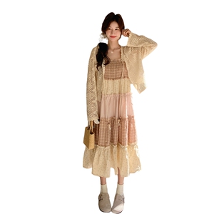 森系穿搭碎花拼接格纹连衣裙套装女2025春新款蕾丝开衫长裙两件套图片