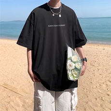 黑色