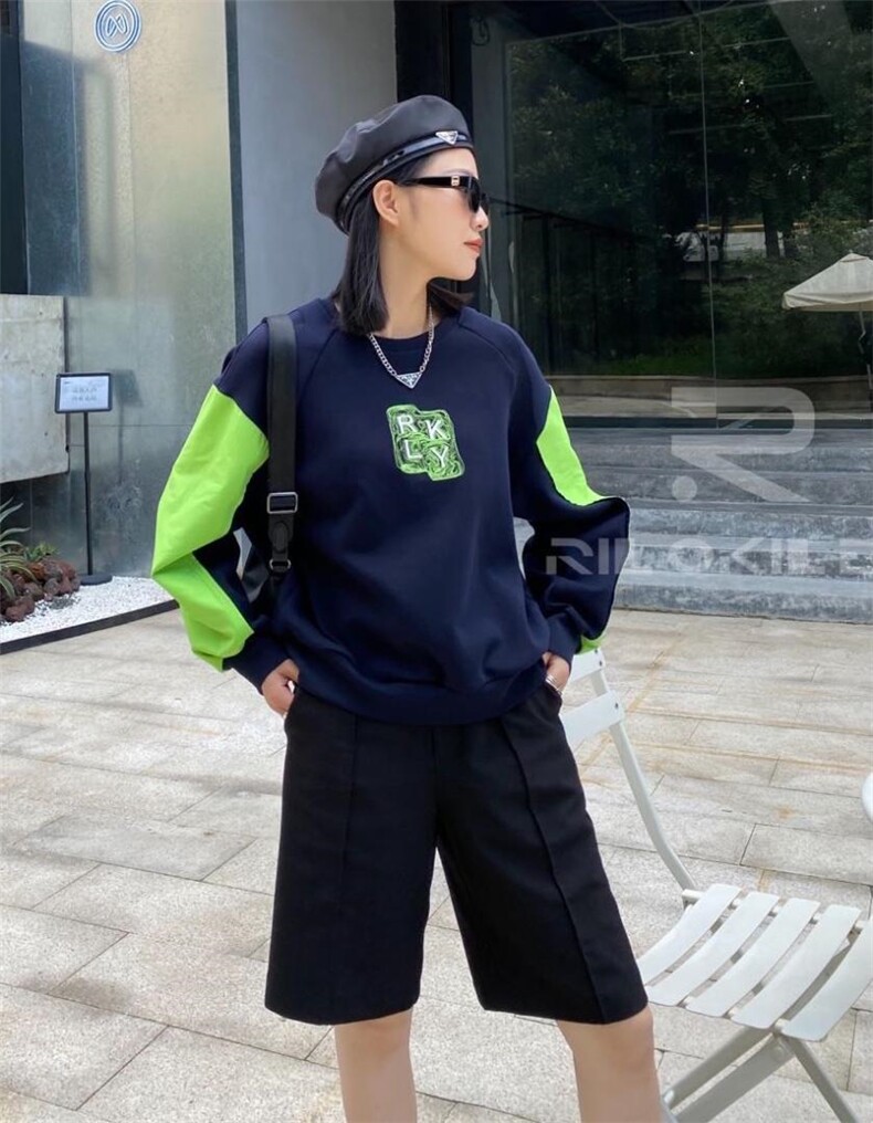 2021秋装卫衣，女装卫衣/绒衫，雷洛奇丽