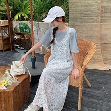 韩版温柔度假风套装女夏季2025新款短袖蓝色T恤蕾丝连衣裙两件套，女装套装/套裙，2C098