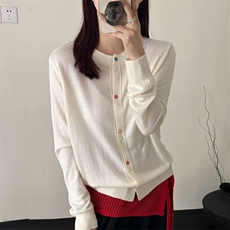 圆通精仿羊毛针织开衫女彩扣春秋优雅气质毛衣显瘦外套高级感上衣，女装羊毛衫，九嘉羊绒