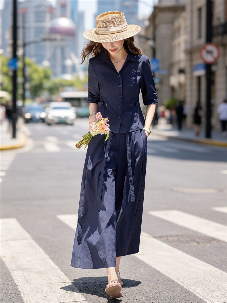 气质大方得体裙裤套装女2026夏新款时尚减龄V领职场风两件套,女装套装/套裙,水衣源