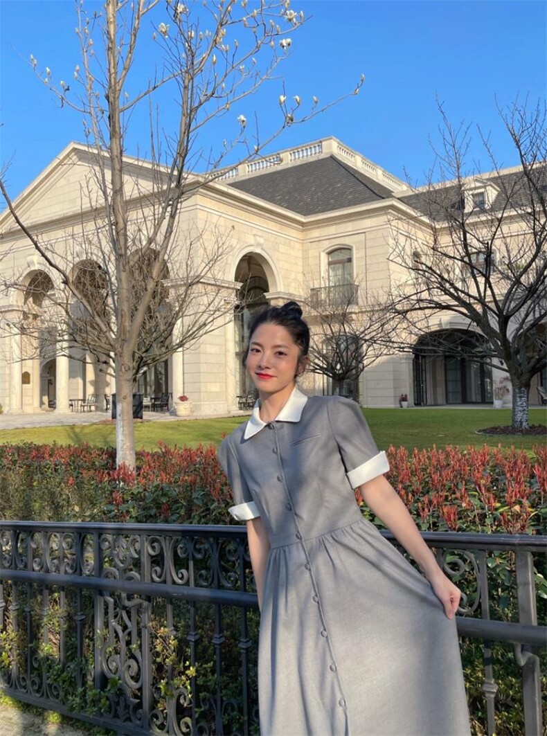 【现货】学院风排扣连衣裙,女装连衣裙,欧尼蒂