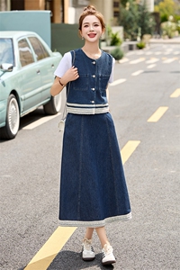 时尚蕾丝拼接牛仔马甲套装女2025年夏季新款洋气减龄半裙三件套图片
