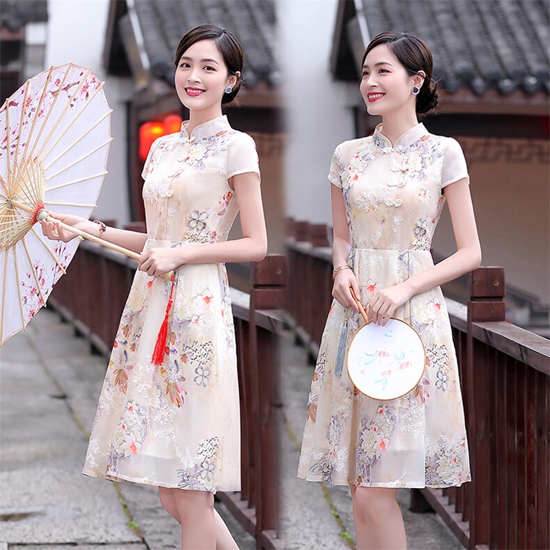 2024夏季新款简约优雅气质复古立领设计时尚修身显瘦连衣裙,女装连衣裙,伊航服饰