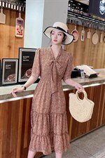 碎花修身连衣裙,女装连衣裙,米娜·丹怡