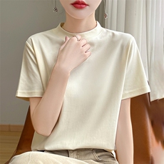 浅杏色