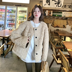 韩系chic卡其色羊羔毛外套女秋冬超火好看高级小众加绒加厚短夹克，女装短外套，2C168