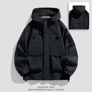 新款硬汉风户外夹克男连帽纯色上衣冲锋衣外套DSA157B-J2527-P65图片