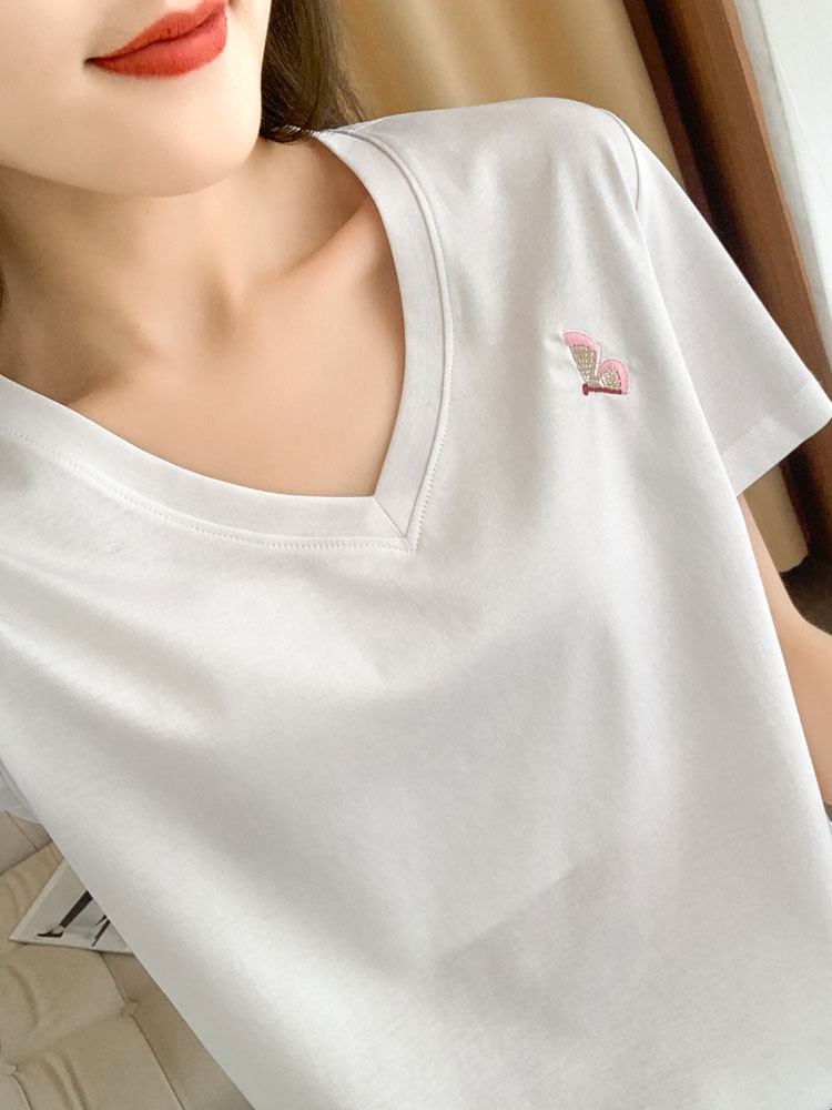 【刺绣款】80支新疆长绒棉丝光棉T恤女V领纯棉短袖纯色打底,女装T恤,元素羊绒