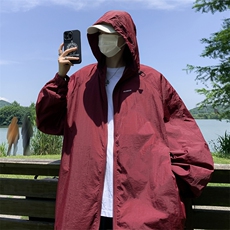 酒红色