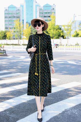 小高领貂绒连衣裙含羊毛，女装连衣裙，澳洛菲