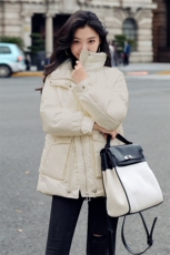 时尚新款女装短款立领休闲宽松抽绳轻薄鸭绒外套，女装羽绒服，阿舍尔精品
