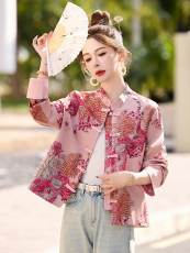 现货新中式短外套女2026春季新款高级感复古盘扣提花粉色唐装上衣，女装短外套，依如秀(原杭风阁)