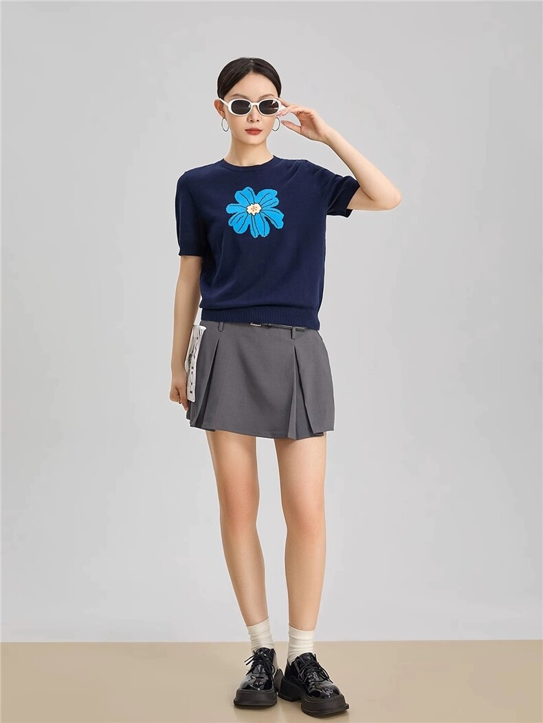 夏季新款天丝莱赛尔大花朵刺绣短袖女宽松百搭显瘦时尚休闲上衣，女装针织衫/毛衣，雪真羊绒