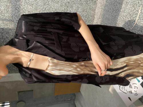 质感好的百搭衬衫.后工艺处理的特殊面料，女装衬衫，N.N MAGGIE