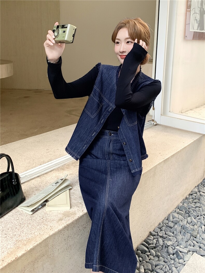 主推现货-2025年秋季新款气质高级感马甲休闲牛仔套装裙女,女装套装/套裙,霓裳依族