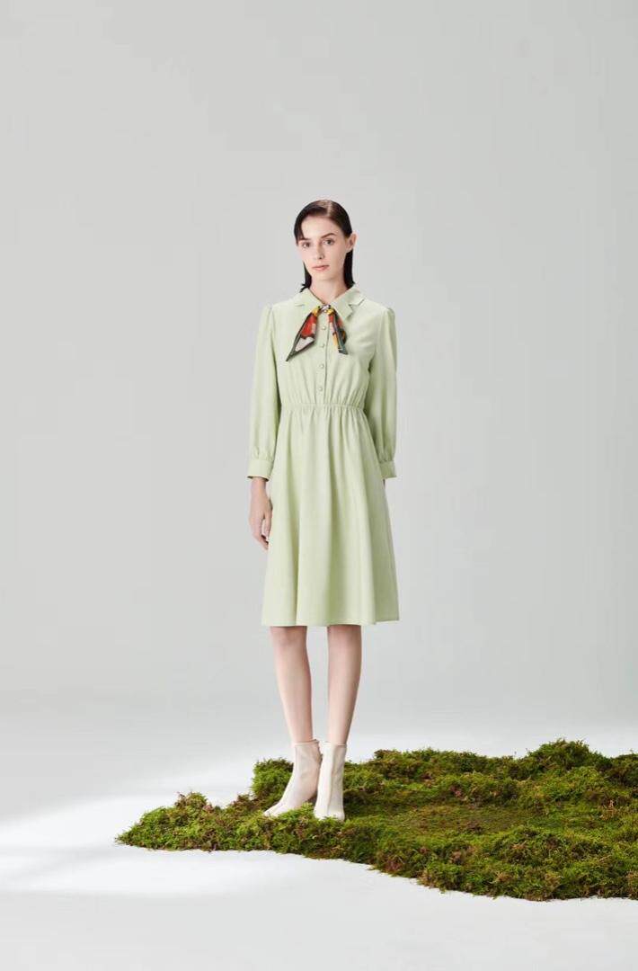 【现货】22春季新款修身连衣裙，女装连衣裙，"JINI PIUS及加"