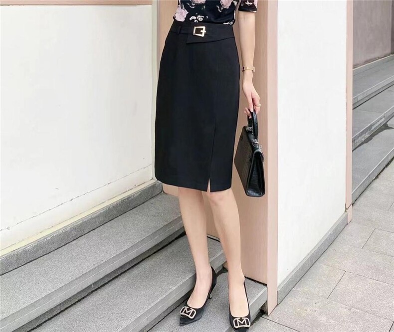 【现货】秋季百搭半身裙，女装半身裙，卡多多