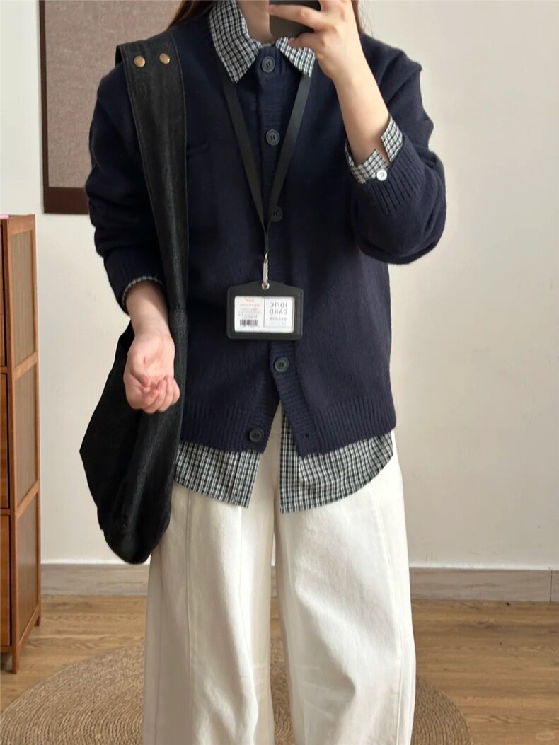 毛衣开衫1302-906-P68成分35.6晴纶14.6锦纶49.8聚酯纤维,男装针织衫/毛衣,星座1302