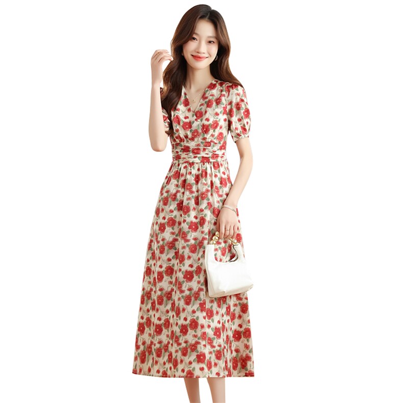 夏季碎花甜美连衣裙女装高级感时尚优雅显瘦超好看度假少女裙子夏,女装连衣裙,艾米