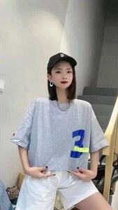 简单简约短袖图片