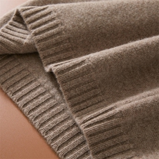 2025年秋季羊毛时尚百搭通勤简约3股加厚平面短裙，女装半身裙，西欧羊绒