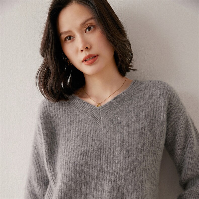 2025年秋季新款V领针织竖条纹羊绒衫时尚休闲通勤百搭,女装羊绒衫,米琪莲羊绒